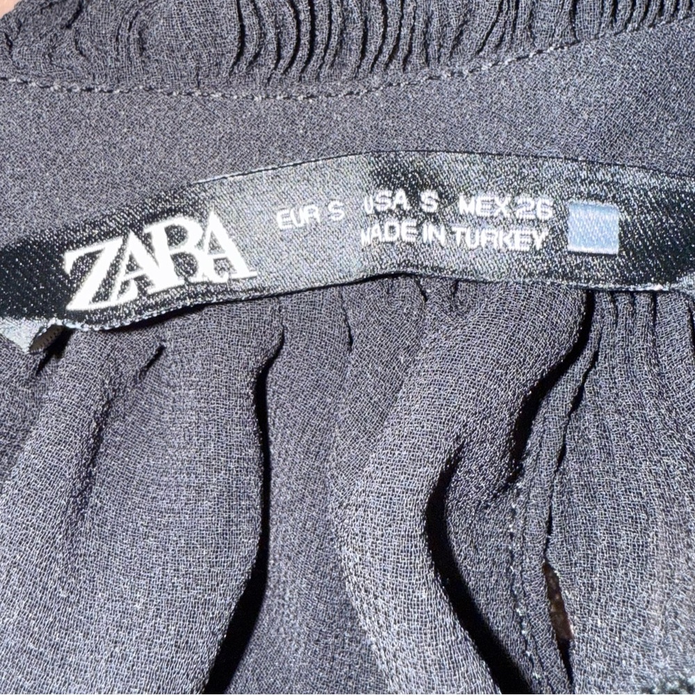 Zara Black Ruffle Halter Top - Picture 3 of 3